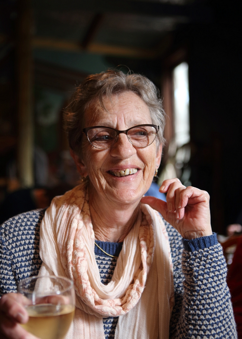 Kerry - XYL of Jack VK6KDX